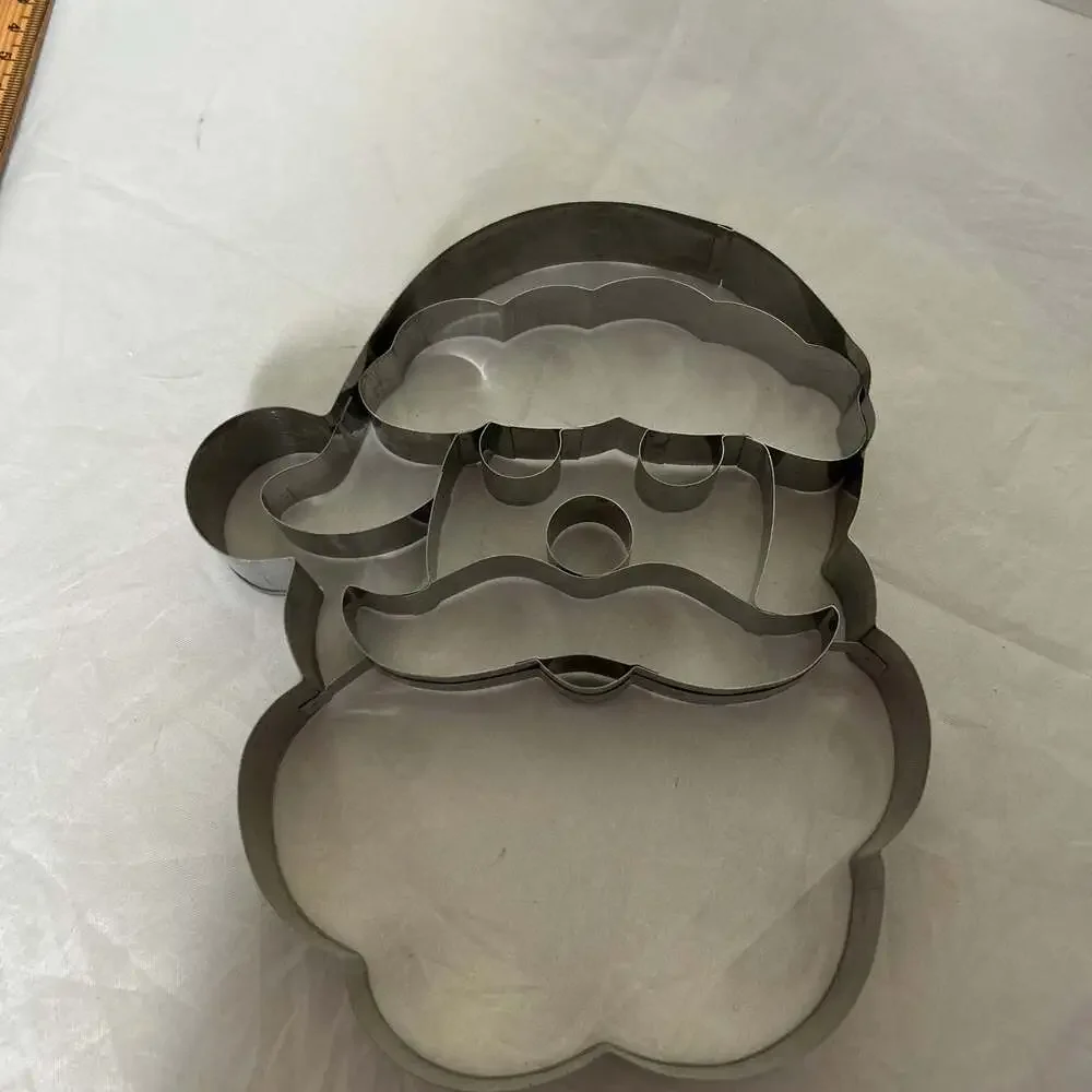 Large Santa‎ Claus Face Metal Cookie Cutter